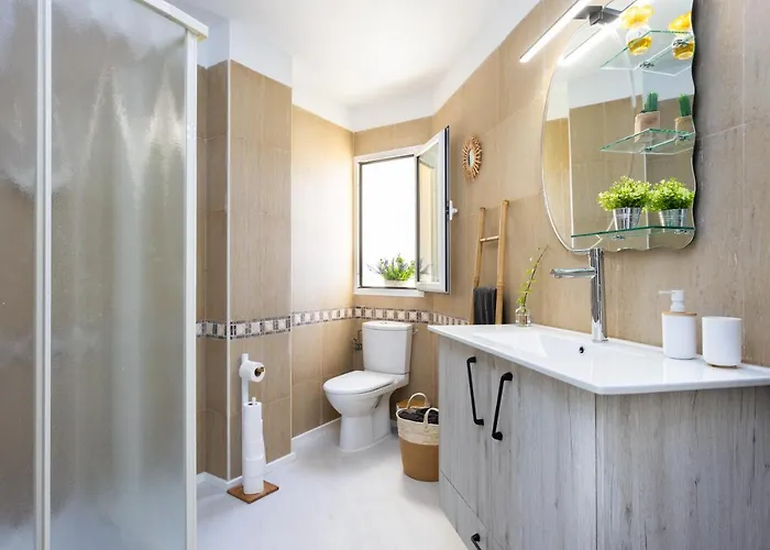 Natural Ocean Pool Appartement