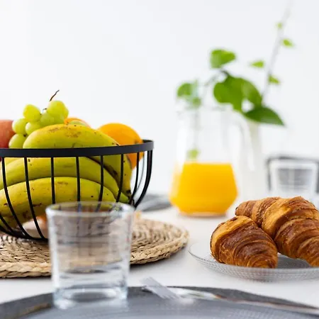 Natural Ocean Pool Apartament